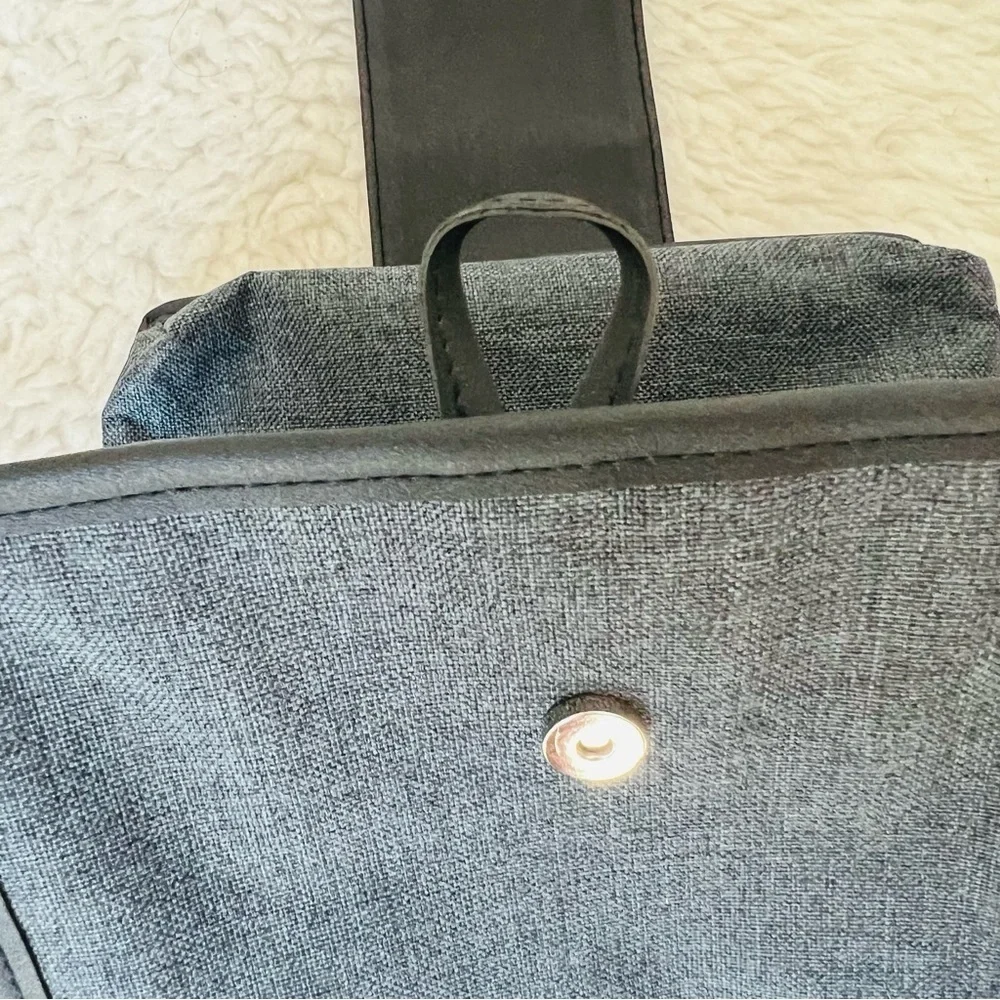 Bvlgari Parfume Black Leather Gray Canvas Bifold Cosmetic Novelty Pouch Case